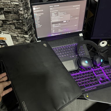 Vendo o cambio laptop y accesorios Alienware - 4/5