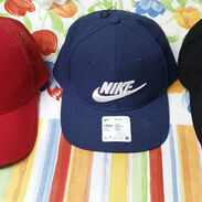 Vendo sombrero y gorras - Img 45841548