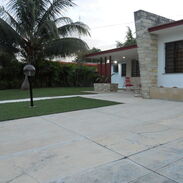 Renta lineal. Excelente casa en Atabey Playa, lista para empresarios, diplomáticos, etc…. Cuenta con tres habitaci - Img 45297405