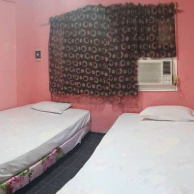 Casa independiente a 1 cuadra de la playa – 3 hab, piscina, jacuzzi – Capacidad 15 personas – 120 USD noche - Img 119582610