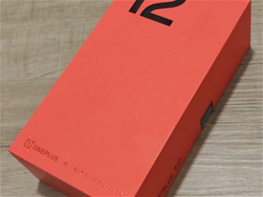 OnePlus 12, 12/256, Color Negro. Dual SIM - Img main-image-45725319