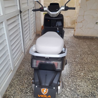 🆕️Moto Izuki moderna, potente y espaciosa.🔋Litio72V45Ah. - 3/5