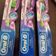 Cepillos dentales Oral B - Img 50125017