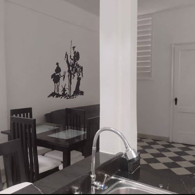 🏠 Renta Casas Lineales Habana Vieja. Excelente precio y confort incluído. Renta para extranjeros - Img 115877470