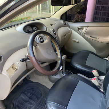 Venta Toyota Yaris - Img 123535095