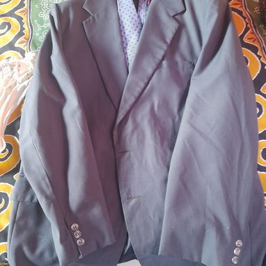 Trajes de óptima calidad y buena presentación - Img 122251878