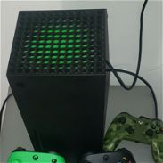 Xbox serie X con 3 mandos - Img 45667013