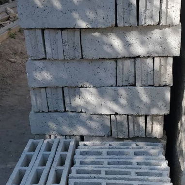Materiales de construcción: Cabillas, cemento, madera... - 2/9