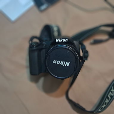 Todo en uno camara Nikon de uso casi nueva con tripode y con todos los accesorios - Img 119715385