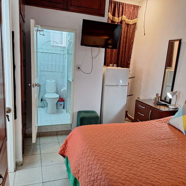 Se renta bella casa en primer piso con dos niveles y 4 habitaciones.(RAl0051) - Img 115529836