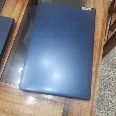 Vendo Laptop Lenovo Core i3 de uso. - 2/6