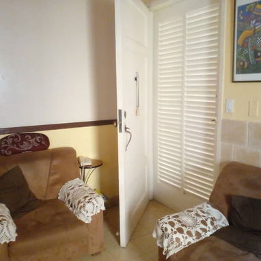 🪶 Apartamento Independiente en Planta Baja – Vedado - Img 118870875