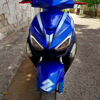 Motos Eléctricas Yoasaky y Isuki - 5/9