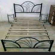 Cama camera o 3/4 con mesas de noche. Entrega a domicilio sin costo adicional en toda la Habana. - Img 55368056