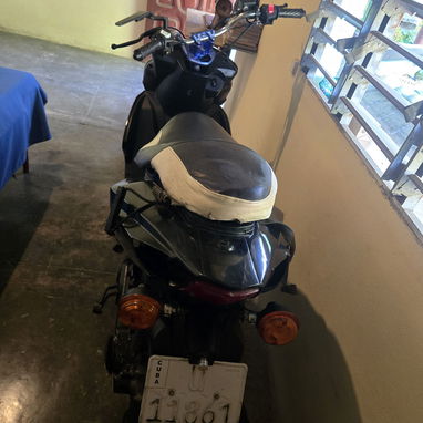 Moto AUTOMATICA Yamaha 100 cc - 4/8