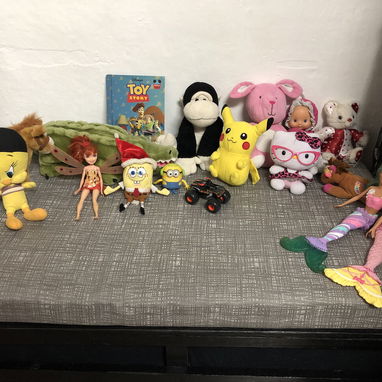 Casa de muñecas, peluches y juguetes - Img 125260350