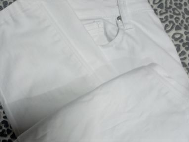 Pantalón blanco blanco elastizado para mujer - Img 66283682