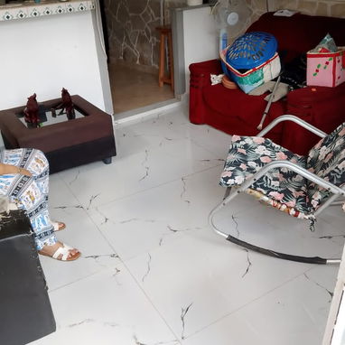 Casa en venta de dos planta y placa libre la planta de arriba se vende por separado en 13.000 usd - 7/9