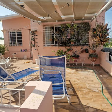 Casa independiente de 3 pisos en Lawton - 9/10