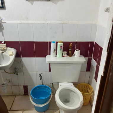 casa en habana del este ( cojimar ) Consta de : Portal Sala Baño Cocina 2 cuartos Placa libre Se deja con jueg - Img 119335161