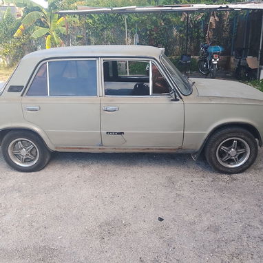 Lada 2101 - 2/4