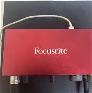 Tarjeta de audio Focusrite + micrófono Scarlett + pie de micrófono + auriculares - Img 45847232