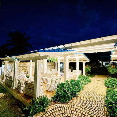 🏠 Casa De Renta En Santa Fé. 🛏️ Tiene 5 habitaciones climatizadas. 🌊 Tiene acceso directo al mar. 📱+5355149761 - 10/10