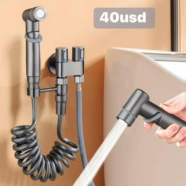 Duchas de Aseo Profesionales - 2/3