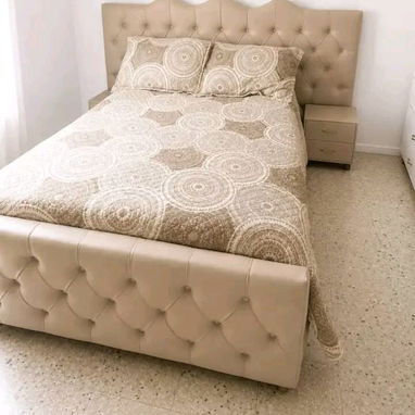 Camas Tapizadas Para su Comodidad - 2/10