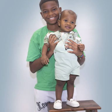 Fotos de estudio para niños - Img 113937510