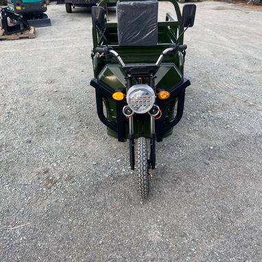 Electric Dump Trike, Tricycle - 60 volts, manual dump, 2 speed - New Machine - 2/4