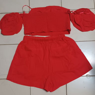 Conjunto rojo - 2/2