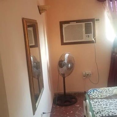 "$6000usd CON AJUSTE. En venta  Apartamento en Alamar, Zona 7, 3er piso.  Referencia: Cerca del paradero, - 6/7