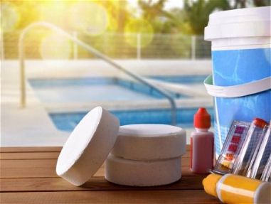 Productos para piscina (pastillas de cloro, alguicida, artículos para limpieza, bomba, filtros, flotadores y más) - Img main-image