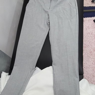 ROPA DE VENTA DE GARAJE CASI NUEVA mango, zara forever 21, Jlo. - Img 106438096