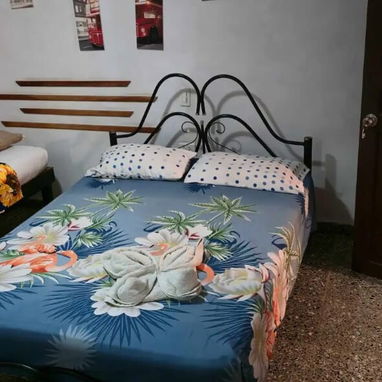 COD.Z RENTA ECONÓMICA DE HOSTAL DE 10 HABITACIONES EN CENTRO HABANA. - 8/9