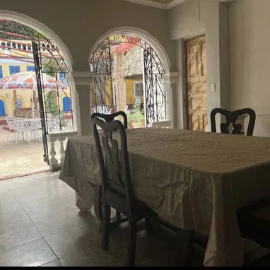 🗺️ Hermosa Casa de 2 Habitaciones en Zona Residencial de Trinidad con Generador Eléctrico REF 1456 - Img 114341779