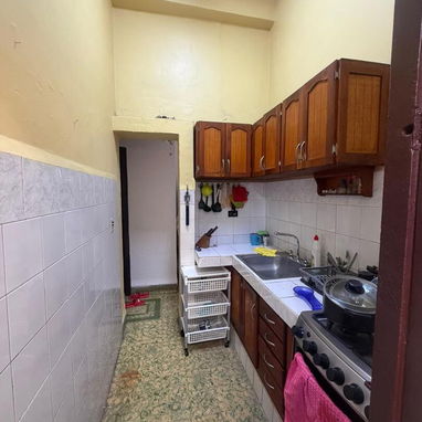 Vendo casa con negocio en 10 de octubre cerca de el parque Mónaco - Img 125618806