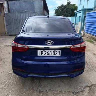 Hyundai Grand i10 AZUL – $70 USD/día - 2/2
