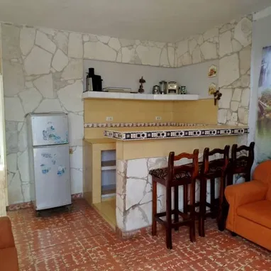 Venta de Casa en Cárdenas precio negociable - 2/10