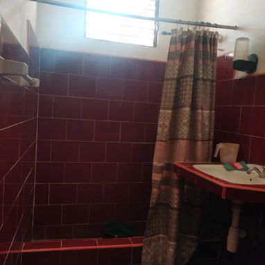 SE VENDE CASA EN EL CERRO - 4/10