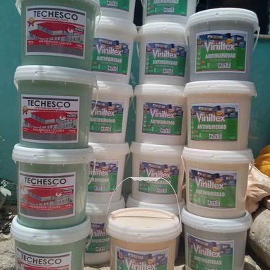 Venta de todo tipo pintura para más  información 54324224☎️   ➡️Impermeable ⚪🔴🟢⚫  En cubeta de 20 lts y 10 lts   ➡️Vin - 2/7