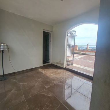 EN VENTA 🏢APARTAMENTO EN ALTOS LUYANÓ 10 DE OCTUBRE - 4/10