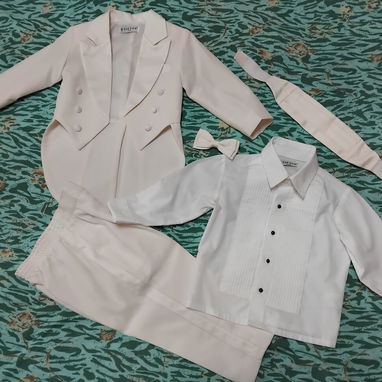 VENTA DE ESMOQUIN PARA NIÑO - 2/4
