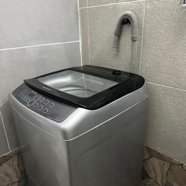 Se vende apartamento en centro Habana con casi todo adentro en sanja 16,000 USD - Img 125224964
