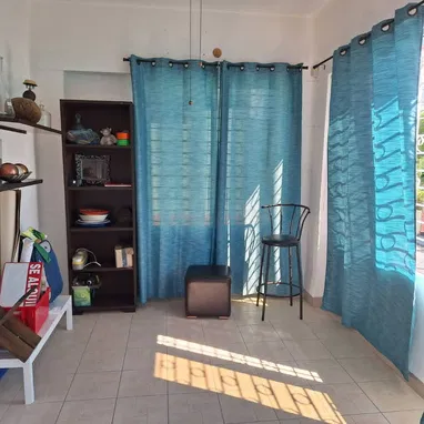 Casa alto de biplanta en Nuevo Vedado a una cuadra de 26 - Img 121451861