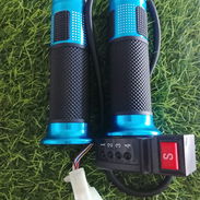 Puños de pulso para motos electricas - Img 58211357