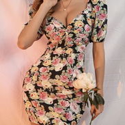 Vestido estampado de flores talla M - Img 55397086