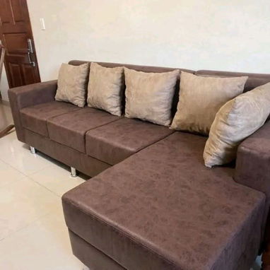 Muebles camas colchones y comedores listos para entregar transporte 🚇 incluído color y diseño a gusto del cliente trato - Img 120306228