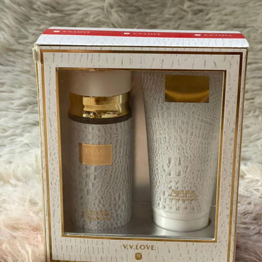 Perfumes, cremas para piel, carteras y demás productos - Img 124828701